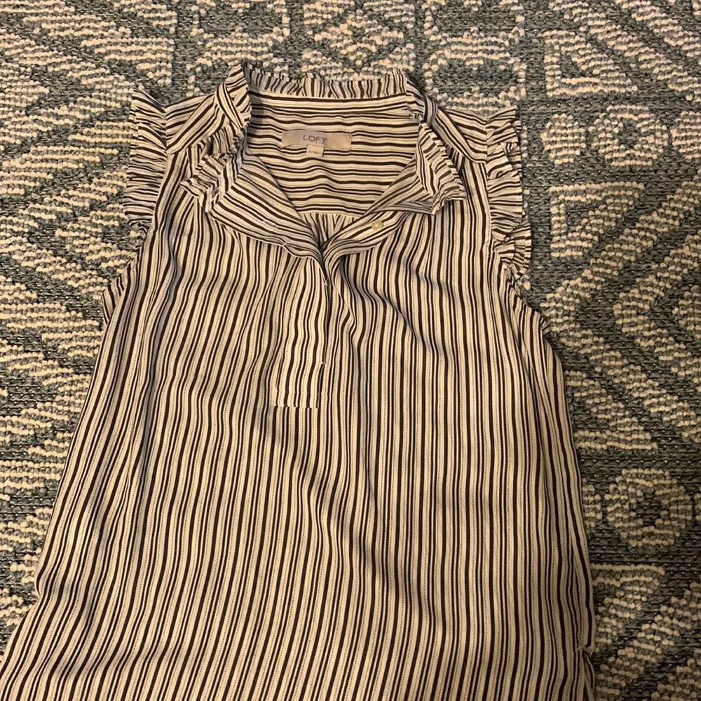 White striped LOFT blouse, Extra Small, Brand new condition